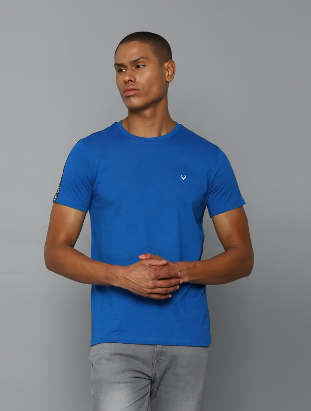 Allen Solly Solid Men Round Neck Blue T-Shirt
