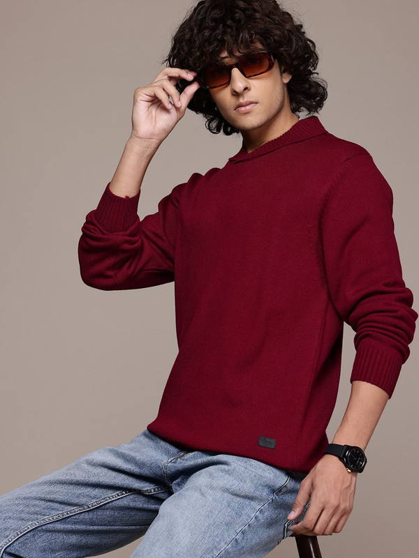 Roadster Solid Mandarin Neck Casual Men Maroon Sweater